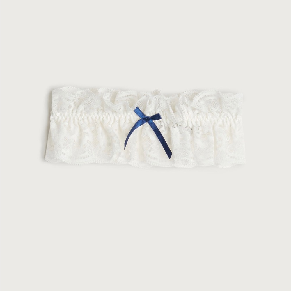 NWOT Lace Garter - Intimissimi